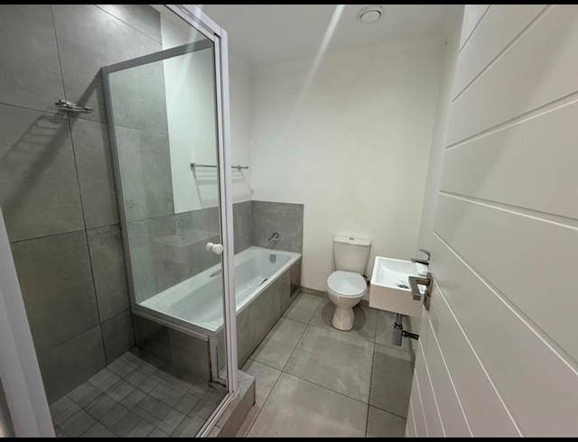 2 BEDROOM PROPERTY TO RENT IN HAYFIELDS